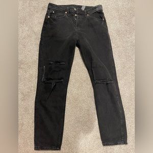 H&M black boyfriend jean size 6